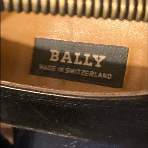 Bally of Switzerland Dress Leather - Picture 3 of 9